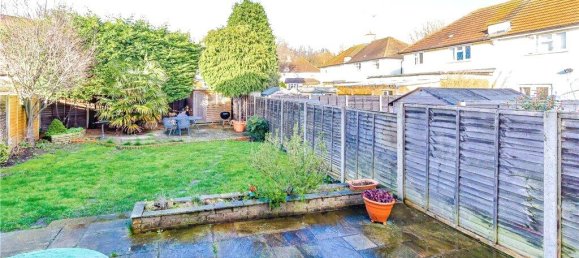 3 bedrooms House in Croydon, United Kingdom No. 7981 7