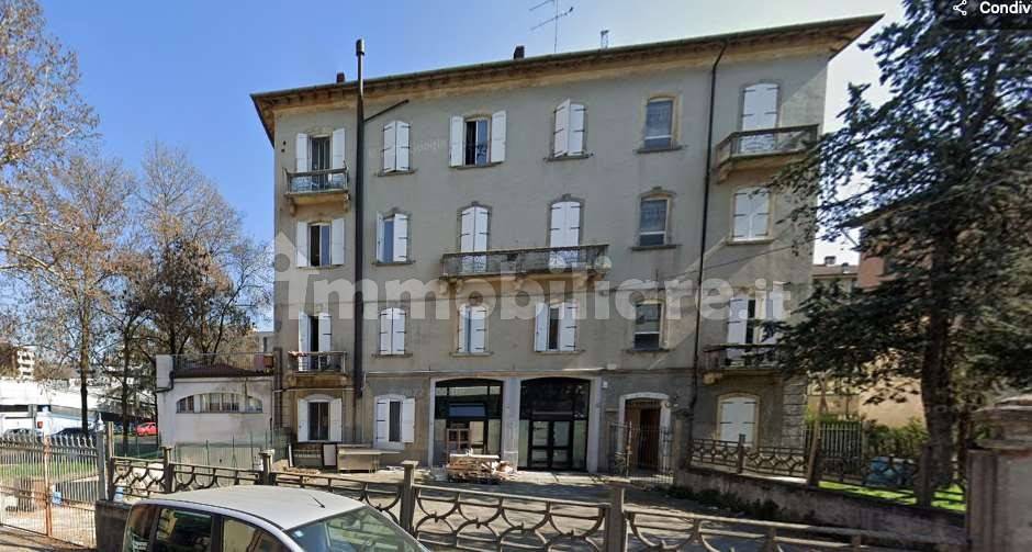 5 rooms Building in Reggio Emilia, Italy No. 169842