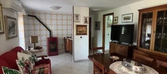 8 rooms Villa in Fosdinovo, Italy No. 178098 6