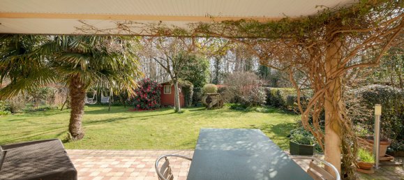 5 bedrooms House in Bruz, France No. 206631 2