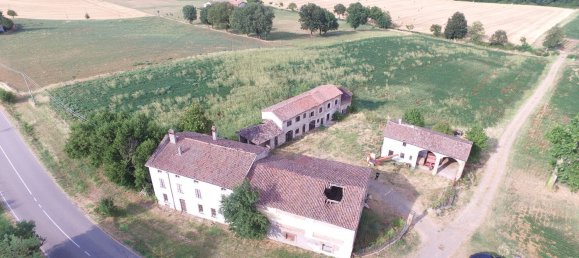 Casa de 15 habitaciónes en Rivergaro, Italy No. 120941 48