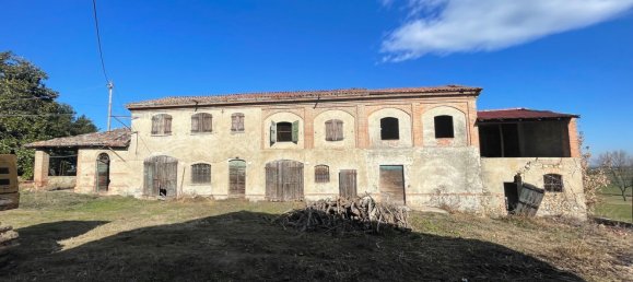 Casa de 15 habitaciónes en Rivergaro, Italy No. 120941 6