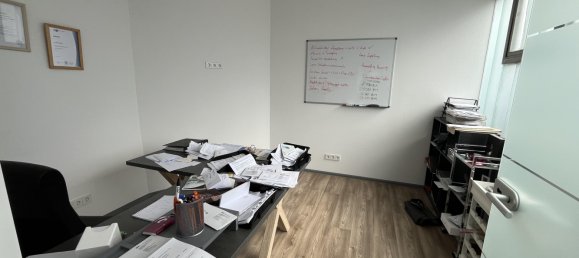 15غرفة بناية في Esslingen, Germany رقم 17882 38