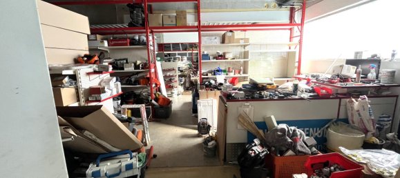 15غرفة بناية في Esslingen, Germany رقم 17882 42