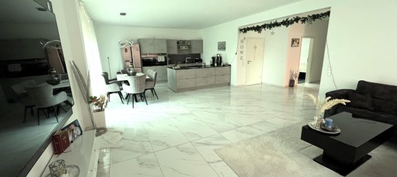 15غرفة بناية في Esslingen, Germany رقم 17882 8