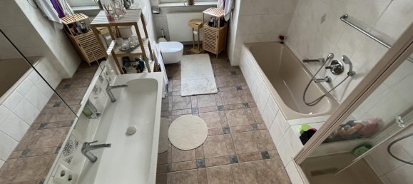 15غرفة بناية في Esslingen, Germany رقم 17882 32