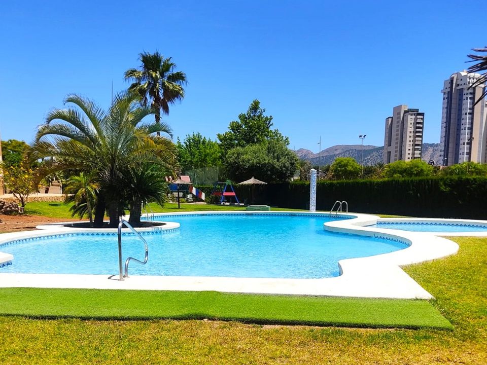 4 bedrooms Apartment in Benidorm, Spain No. 189924