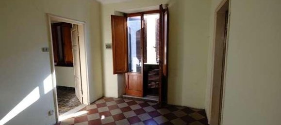 5-salle Appartement à Castelnuovo di Garfagnana, Italy No. 75643 8
