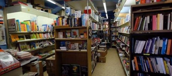 5-salle Appartement à Castelnuovo di Garfagnana, Italy No. 75643 13