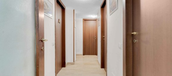 3 Schlafzimmer Wohnung in Milan, Italy, Nr. 316961 11