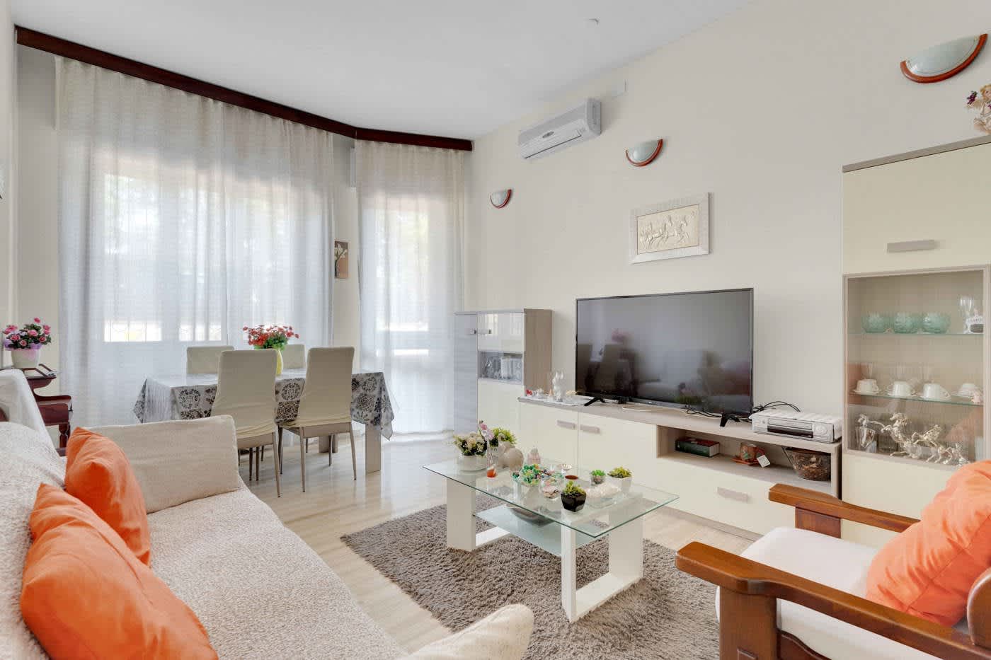 3 Schlafzimmer Wohnung in Milan, Italy, Nr. 316961