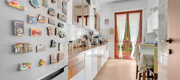 3 Schlafzimmer Wohnung in Milan, Italy, Nr. 316961 8