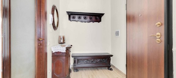 3 Schlafzimmer Wohnung in Milan, Italy, Nr. 316961 7