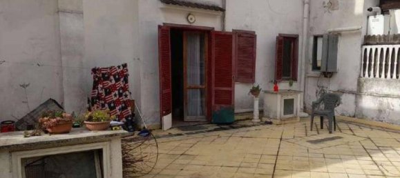 4 bedrooms Villa in Anzio, Italy No. 15155 4