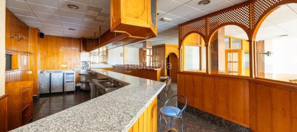 7 bedrooms Building in Pinos Puente, Spain No. 173823 8