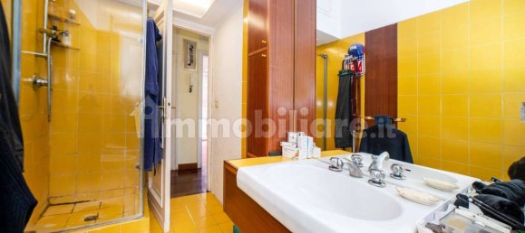 Apartamento de 3 dormitorios en Rome, Italy No. 46205 71