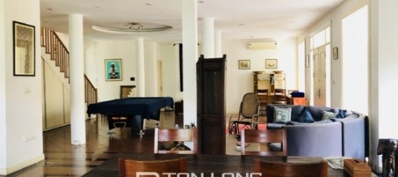 5 Schlafzimmer Villa in Tay Ho, Vietnam, Nr. 1381 3