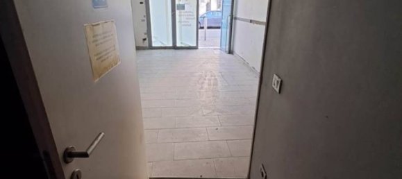 Коммерческая недвижимость с 5 комнатами в Остилья, Италия № 6453 4