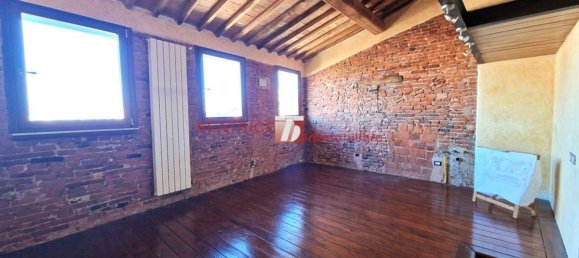 Пентхаус с 2 комнатами в Лукка, Италия № 15158 11