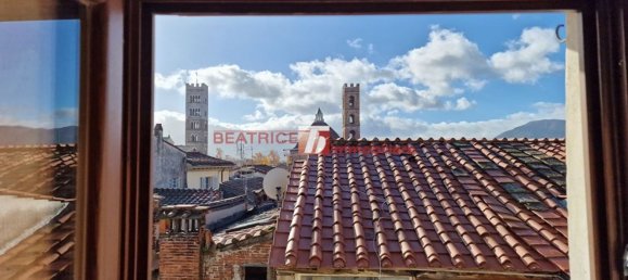 Пентхаус с 2 комнатами в Лукка, Италия № 15158 38