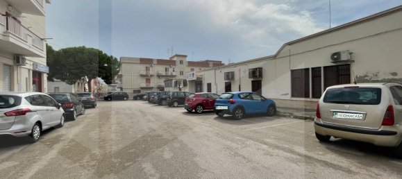 4 rooms Apartment in Manfredonia, Italy No. 26021 3