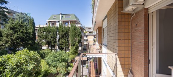 1 bedroom Apartment in Rome, Italy No. 344685 2