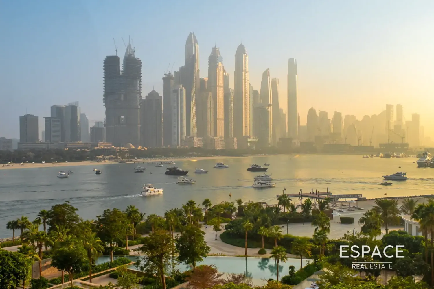 Dúplex de 4 dormitorios en Palm Jumeirah, UAE No. 108314