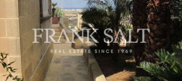 3 bedrooms Bungalow in Naxxar, Malta No. 8443 8