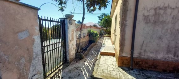 Вилла с 2 спальнями в Анцио, Италия № 372188 4