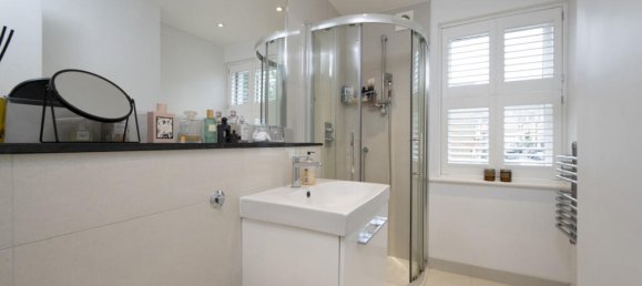 Casa de 3 dormitorios en Richmond, United Kingdom No. 8969 6