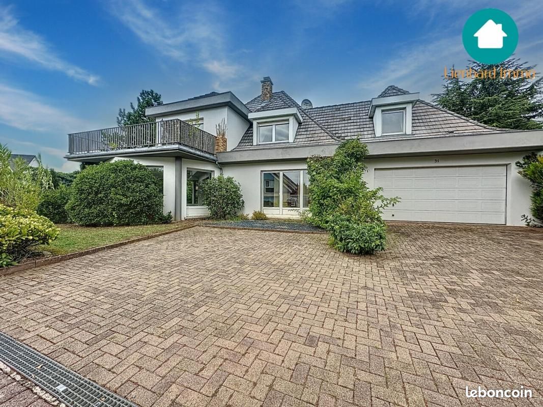 Вилла с 5 спальнями в Ла Вантзено, Франция № 249756