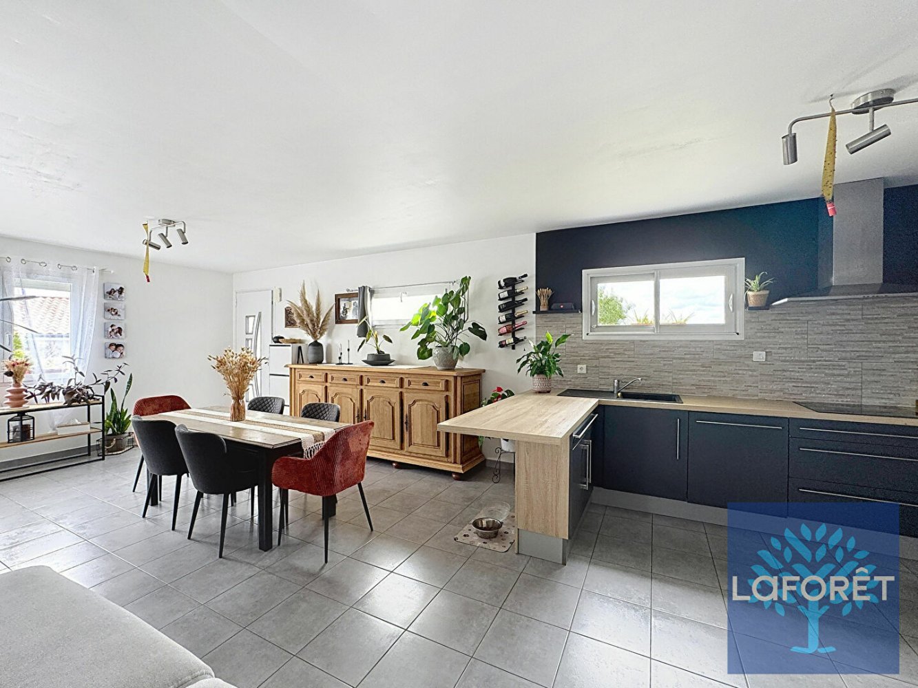 3 bedrooms House in Heugas, France No. 306738