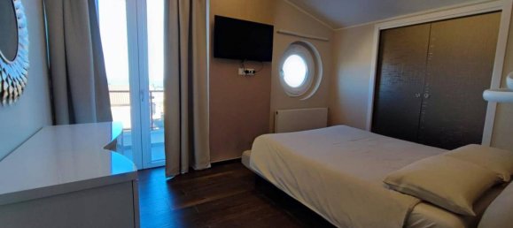 6 rooms Villa in Montesilvano, Italy No. 36999 37