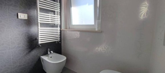 6 rooms Villa in Montesilvano, Italy No. 36999 31