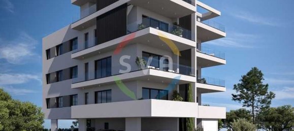 3 bedrooms Apartment in Limassol, Cyprus No. 21313 3