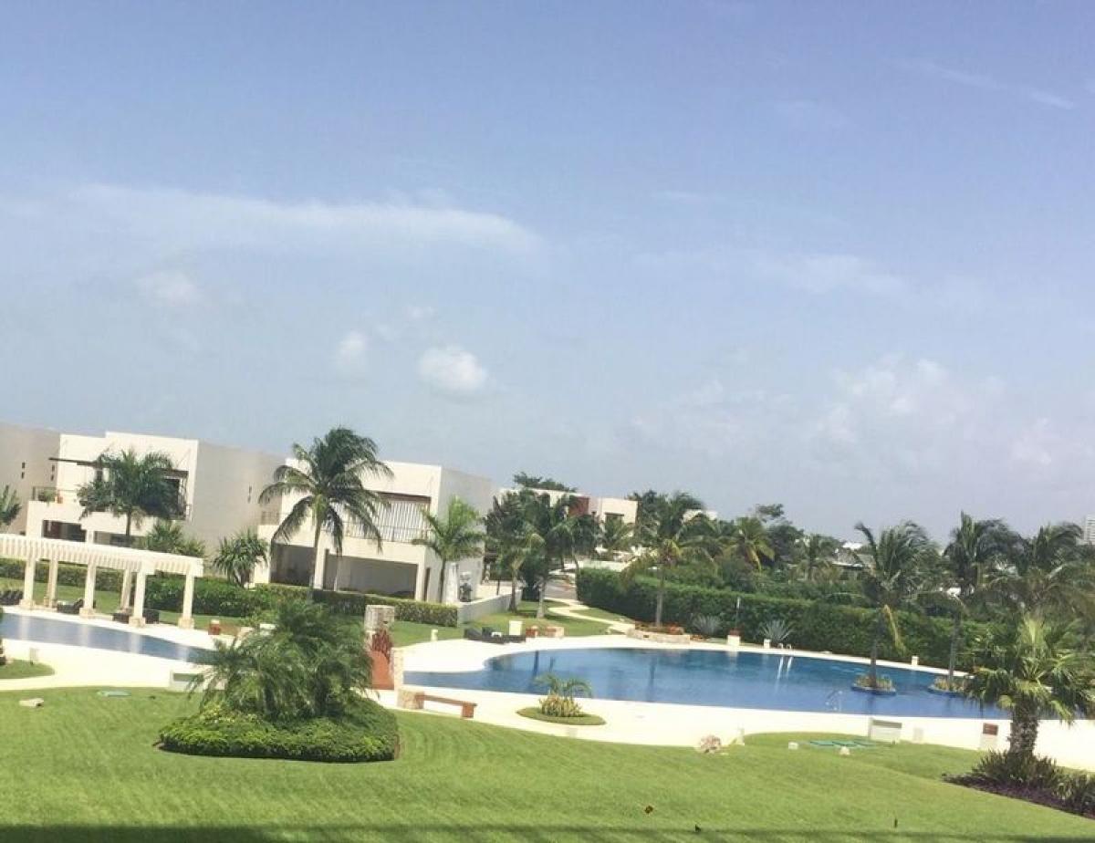 Apartamento de 3 dormitorios en Mexico No. 178183