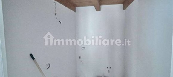 Casa T3 em Medolla, Italy N.º 24012 29