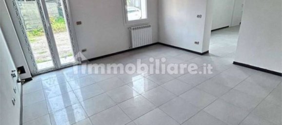 Casa T3 em Medolla, Italy N.º 24012 25
