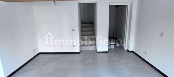 Casa T3 em Medolla, Italy N.º 24012 27