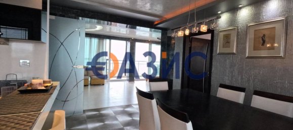 Apartamento de 2 dormitorios en Nesebar, Bulgaria No. 834 24