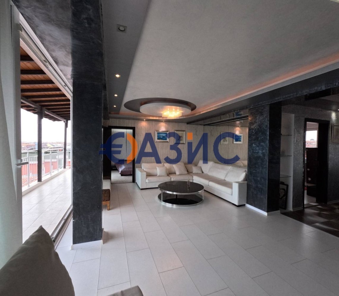 Apartamento de 2 dormitorios en Nesebar, Bulgaria No. 834