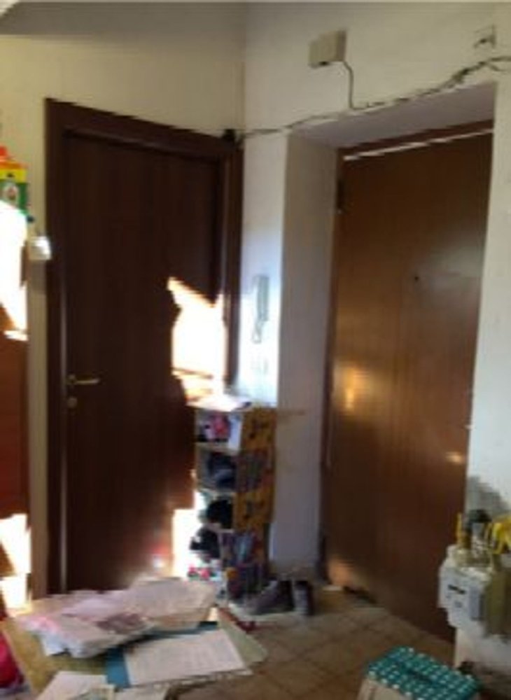 2 rooms Apartment in Milan, Italy No. 246091