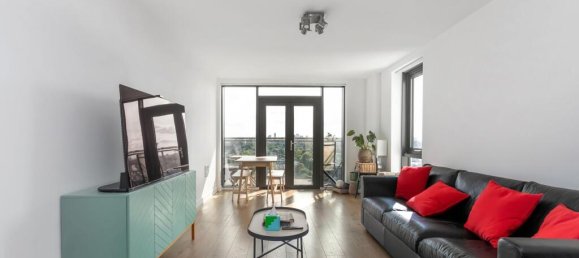 3 bedrooms Apartment in London, United Kingdom No. 4569 7