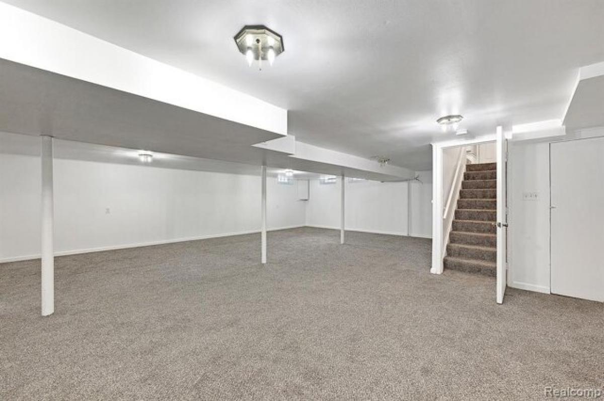 Дом с 3 спальнями в Дирборн Хайтс, США № 373587