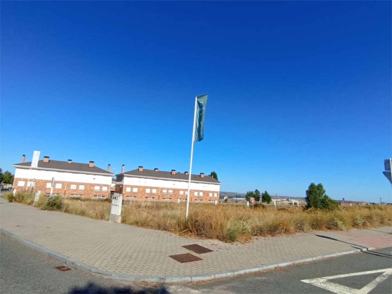 304m² Land in Avila, Spain No. 163031