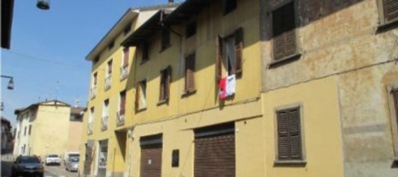 Apartamento de 3 habitaciónes en Capriate San Gervasio, Italy No. 6716 2