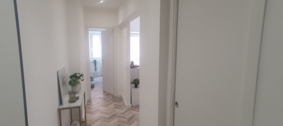 2 rooms Apartment in Rome, Italy No. 14749 21