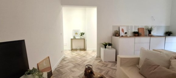 2 rooms Apartment in Rome, Italy No. 14749 14