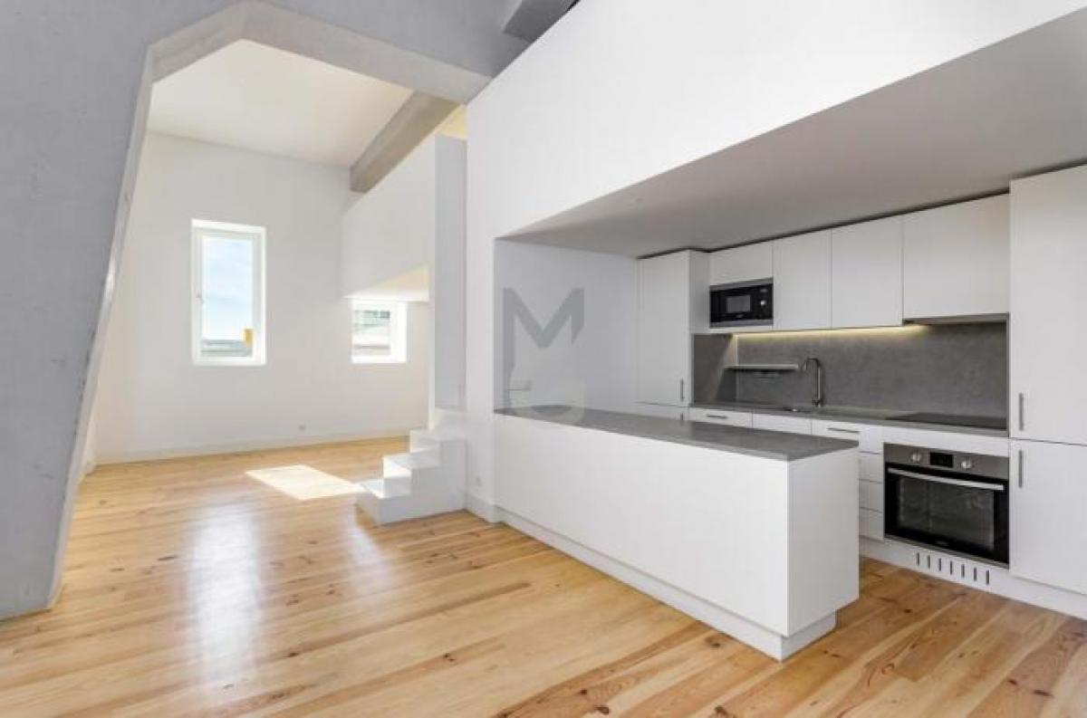 3 Schlafzimmer Wohnung in Lisbon, Portugal, Nr. 3576