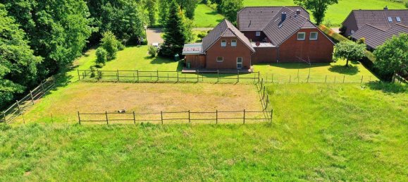 8 rooms Townhouse in Aurich, Germany No. 333179 2